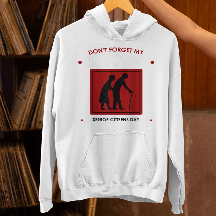 SENIOR CITIZENS DAY Don't Forget My DISCOUNT Graduation Day Unisex Hoodie