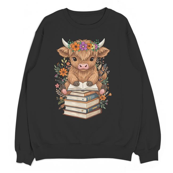 Cute Baby Highland Cow Reading Book Librarian Bookworm Unisex Sweatshirt