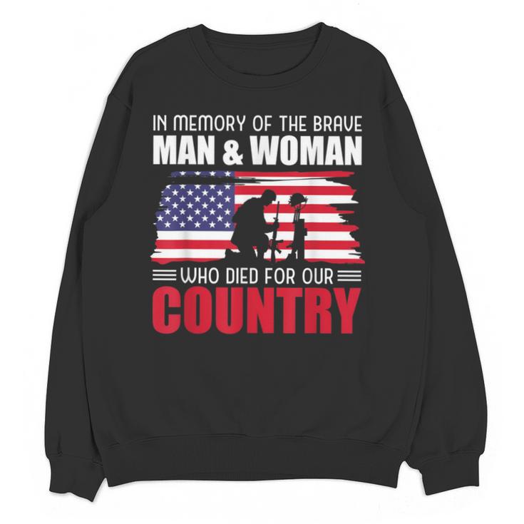 In Memory Of The Brave Man & Woman Memorial Day Unisex Sweatshirt