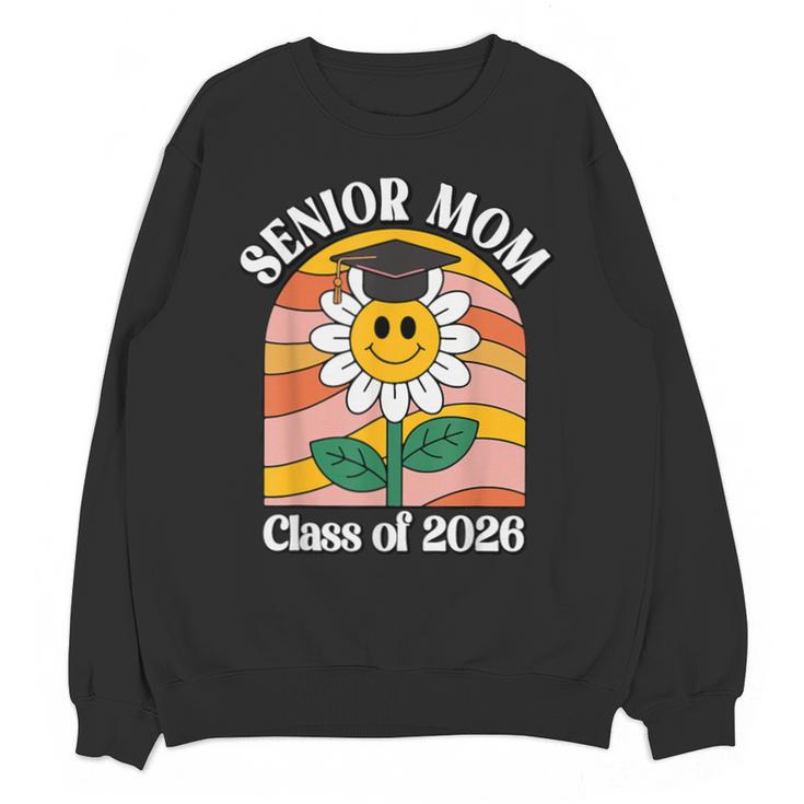 Senior Mom Class Of 2026 Daisy Flower Retro Graduation Unisex Sweatshirt