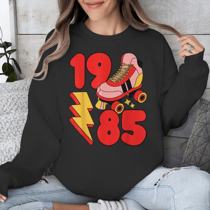 1985 Retro Roller Skate Vintage 80s Nostalgia Collector Unisex Sweatshirt 1985 Retro Roller Skate Vintage 80s Nostalgia Collector Unisex Sweatshirt