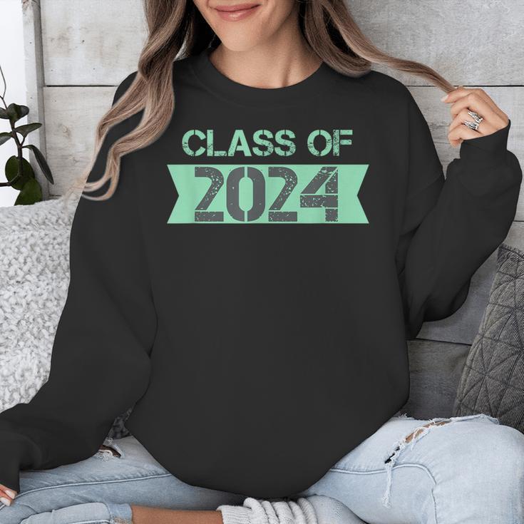2024 Senior Class Graduation Shirt Graduate Unisex Sweatshirt