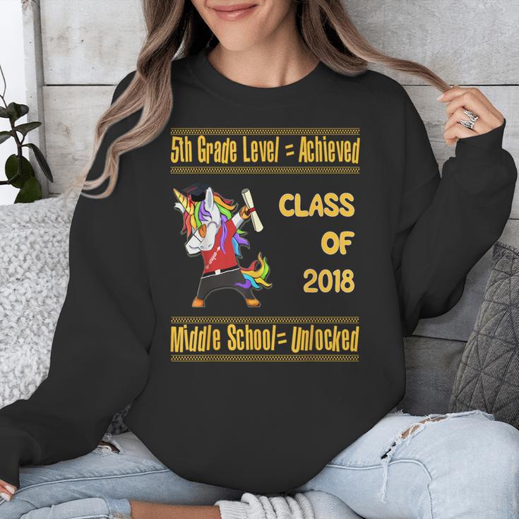 5th Grade Graduation Shirt Dabbing Unicorn Boys Class 2018 Unisex Sweatshirt