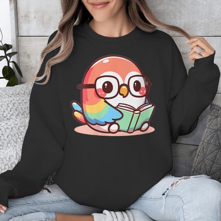 Adorable Book Lover Parrot With Reading Glasses Cute Unisex Sweatshirt