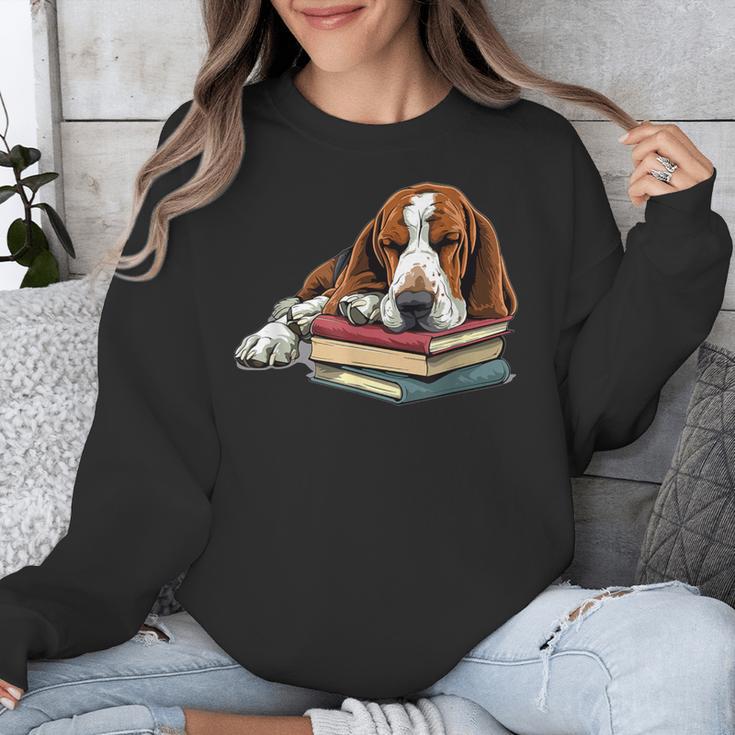 Basset Hound Books Dog Breed Graphic Unisex Sweatshirt