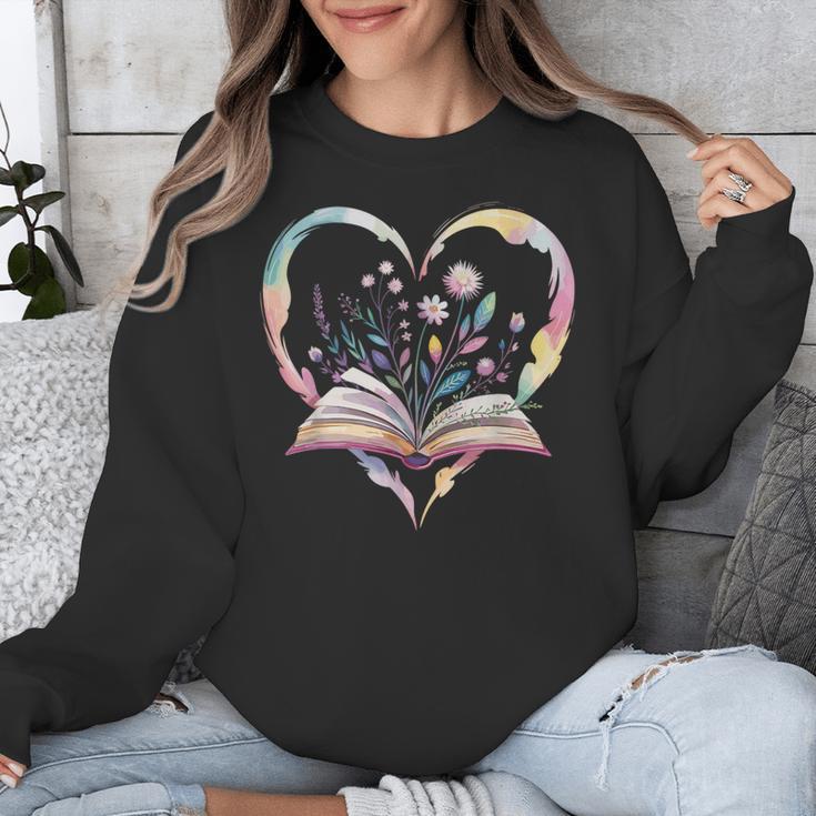 Book Lover Heart Shaped Reading Art Bookworm Unisex Sweatshirt Book Lover Heart Shaped Reading Art Bookworm Unisex Sweatshirt