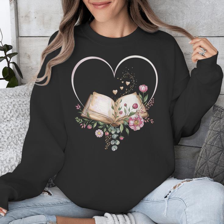 Book Lover Heart Shaped Reading Art Librarian Unisex Sweatshirt