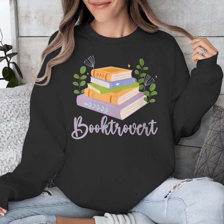 Booktrovert Bookworm Introvert Bibliophile Booktrovert Unisex Sweatshirt Booktrovert Bookworm Introvert Bibliophile Booktrovert Unisex Sweatshirt
