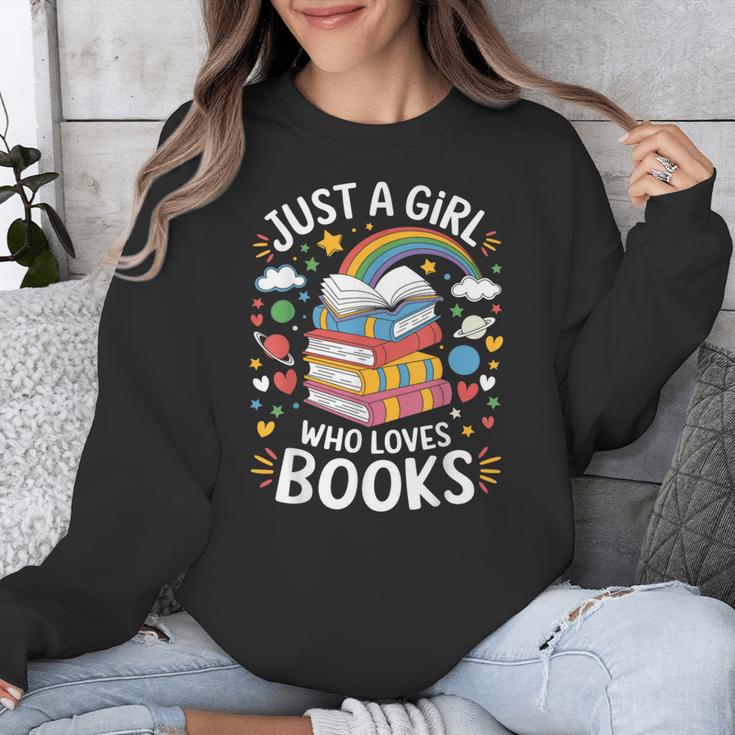 Bookworm Just A Girl Who Loves Books Unisex Sweatshirt