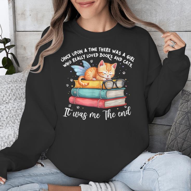 Cats And Books Easily Distracted By Book & Cat Lover Men Women Kids Unisex Sweatshirt