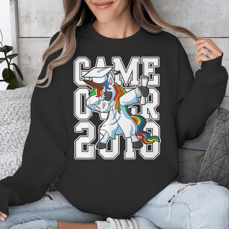 Class Of 2018 Graduation Dabbing Unicorn Shirt Unisex Sweatshirt