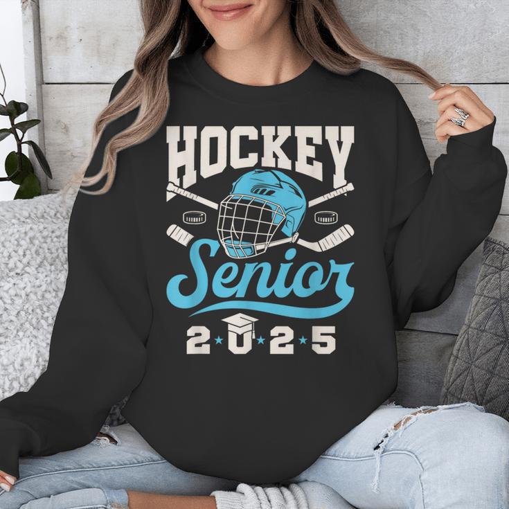 Class Of 2025 Hockey Senior Graduation Graduate Grad Unisex Sweatshirt