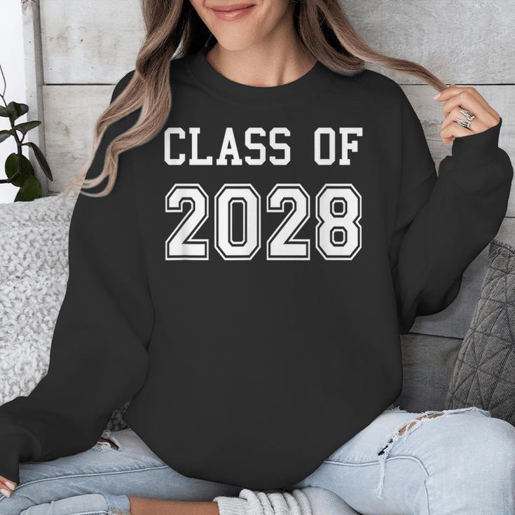 Class Of 2028 Graduation School Grad 2028 Graduate Unisex Sweatshirt