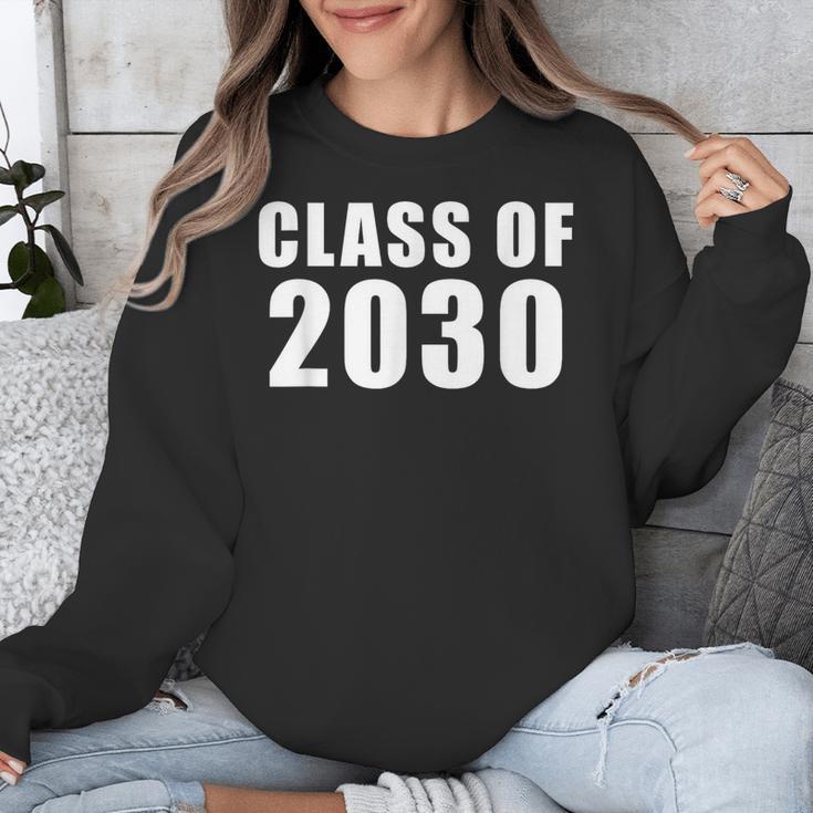 Class Of 2030Shirt Cute Kindergarten Graduation T Unisex Sweatshirt