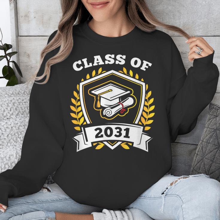 Class Of 2031 Class Of 2031 Graduation T-Shirt Unisex Sweatshirt
