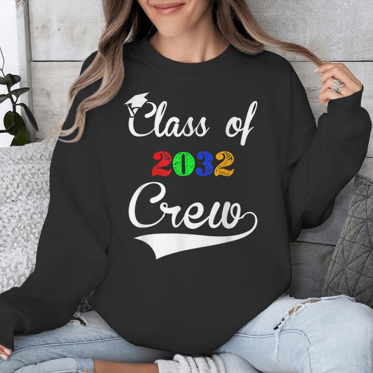 Class Of 2032 Kindergarten Back To School Graduation Unisex Sweatshirt
