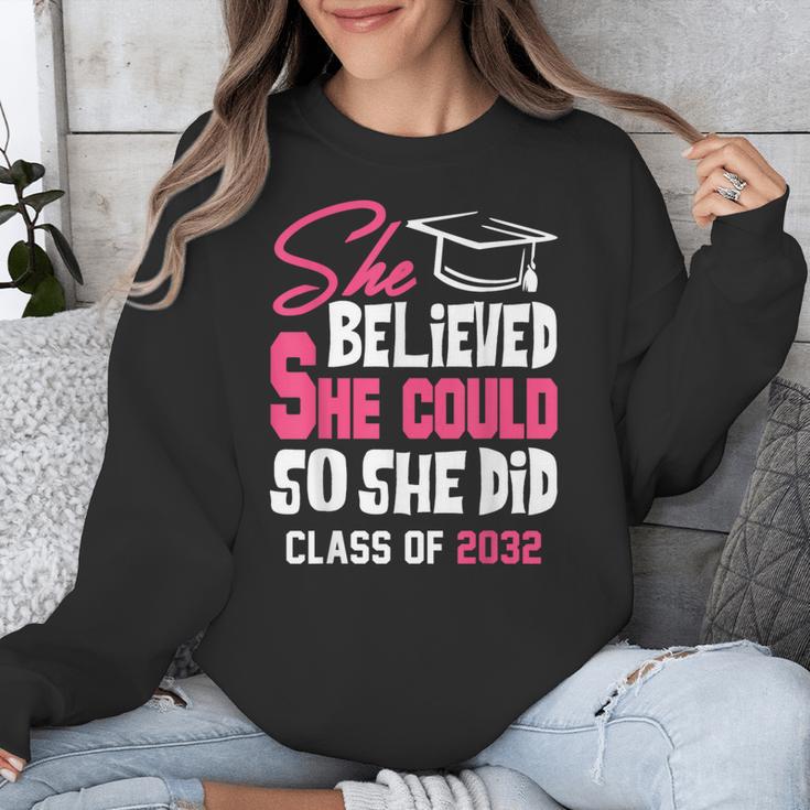 Class Of 2032 She Believed She Could Kids Graduation T-Shirt Unisex Sweatshirt