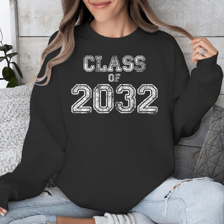 Class Of 2032 Shirt Senior 2032 Graduation Him Her Unisex Sweatshirt