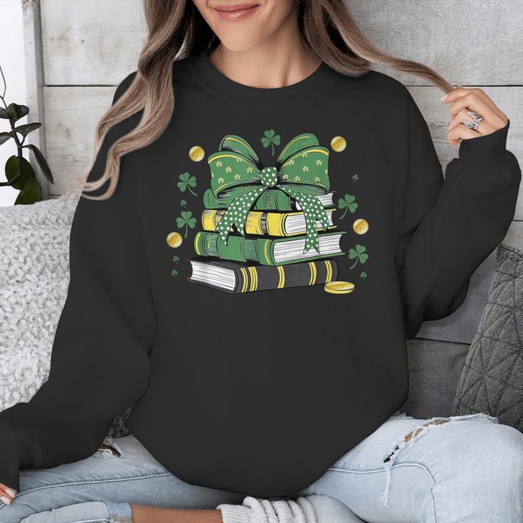 Coquette Bow Books St Patrick's Shamrock Bookworm Librarian Unisex Sweatshirt