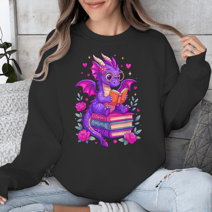 Cute Dragon Reading Books Bookworm Unisex Sweatshirt