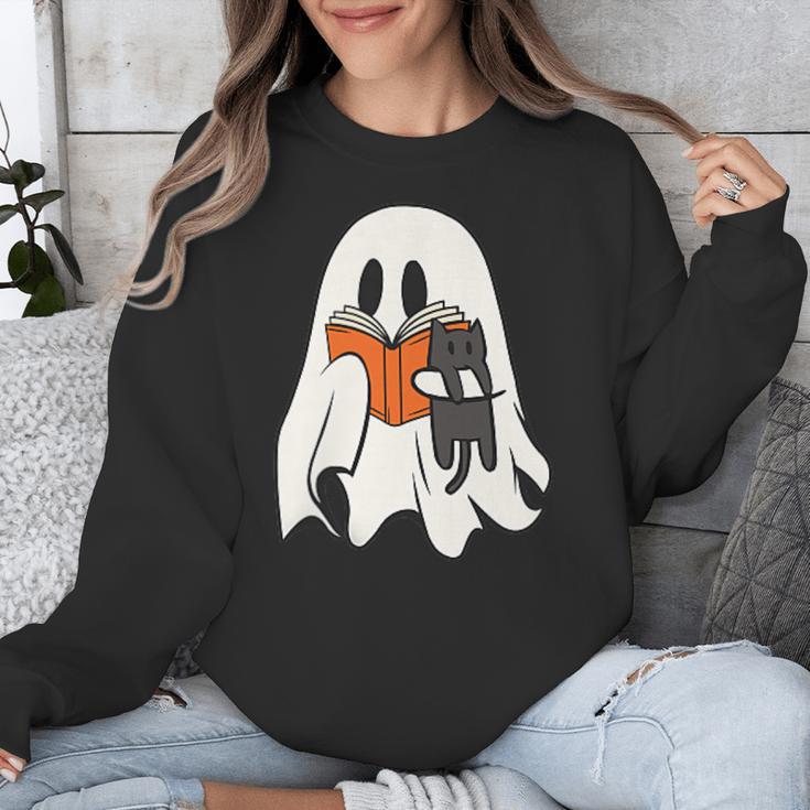 Cute Ghost Cat Reading Book Spooky Season Halloween Costume Unisex Sweatshirt