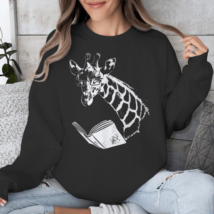Cute Giraffe Wear Glasses Reading Book Librarian Bookworm Unisex Sweatshirt