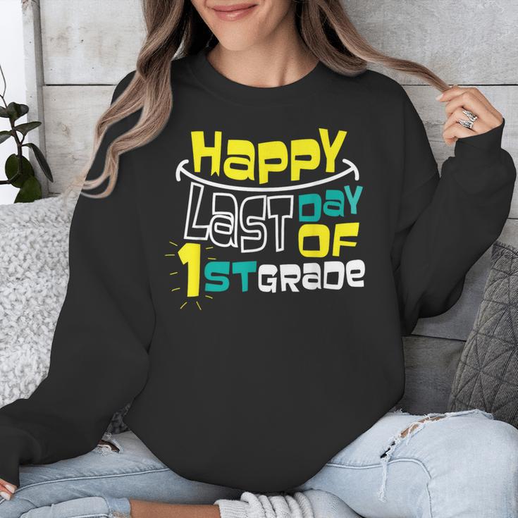 Cute Happy Last Day Of 1st Grade Shirt Kids Graduation Unisex Sweatshirt