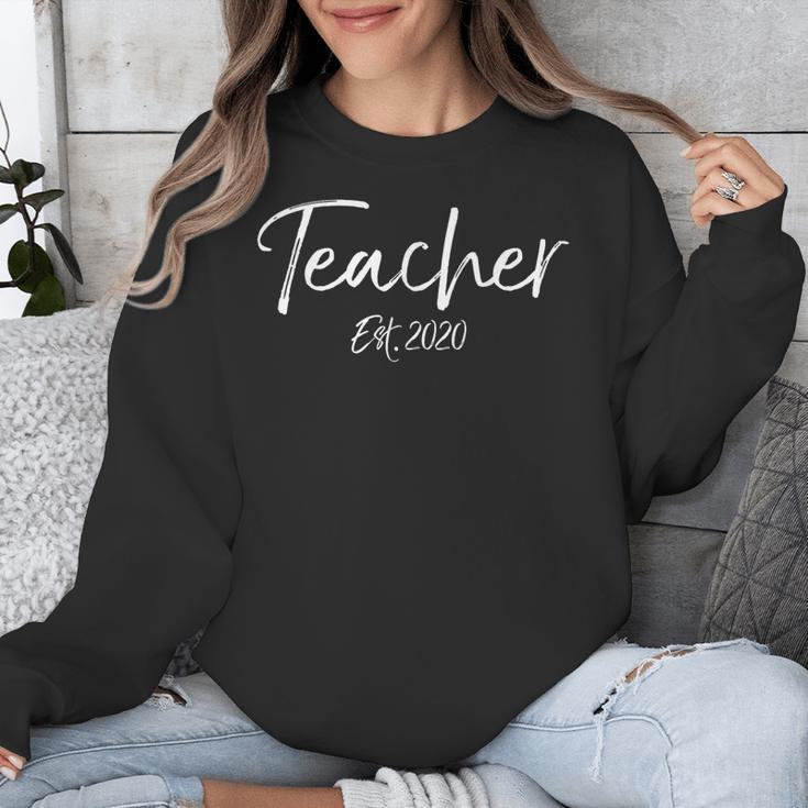 Cute New Teaching Quote Graduation Teacher Est 2020 For Men Women Girls Kids Unisex Sweatshirt