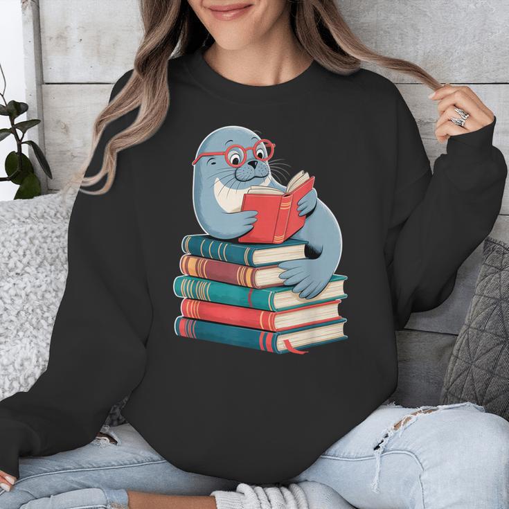 Cute Reading Seal On Books Book Lover Unisex Sweatshirt