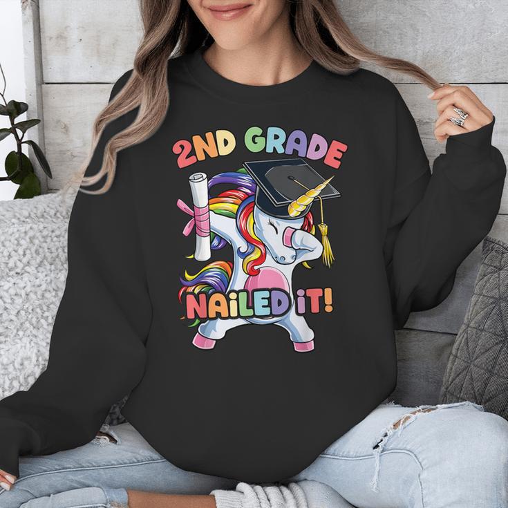 Dabbing 2nd Grade Unicorn Graduation Class Of 2021 Nailed It Unisex Sweatshirt