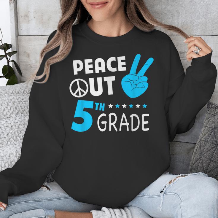 Fifth Grade Graduation Peace Out 5th Grade Boys Unisex Sweatshirt