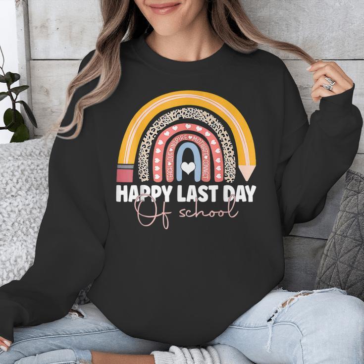 HAPPY LAST OF DAY SCHOOL Rainbow Teacher Student Graduation Unisex Sweatshirt