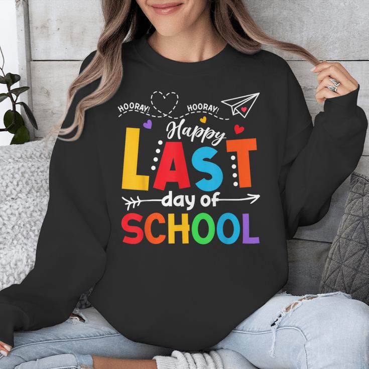 Happy Last Day Of School Teacher Women Student Graduation Unisex Sweatshirt