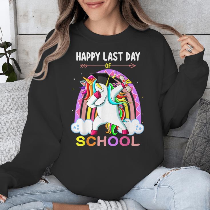 Happy Last Days Of School Graduation Class 2022 Unicorn Girl Unisex Sweatshirt
