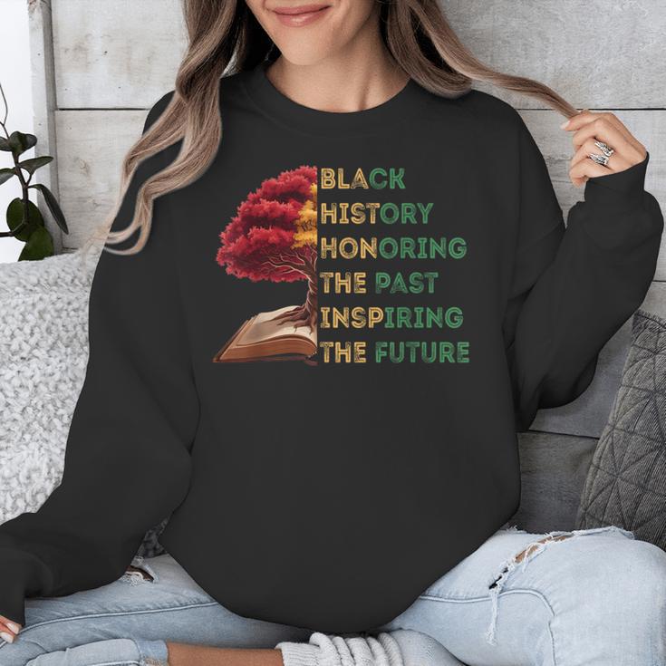 Honoring Past Inspiring Future History Month Tree Book Unisex Sweatshirt