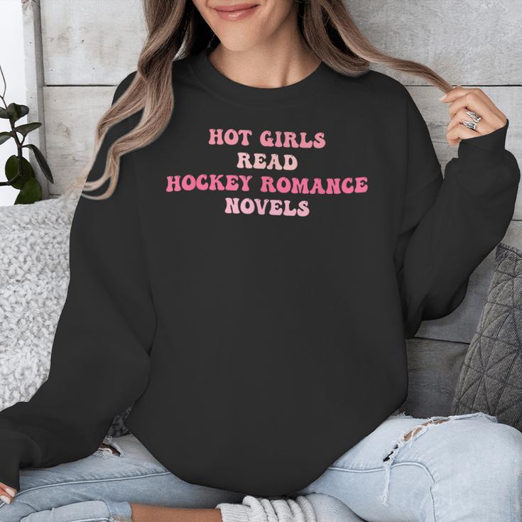 Hot Girls Read Hockey Romance Novels Book Lovers Unisex Sweatshirt Hot Girls Read Hockey Romance Novels Book Lovers Unisex Sweatshirt