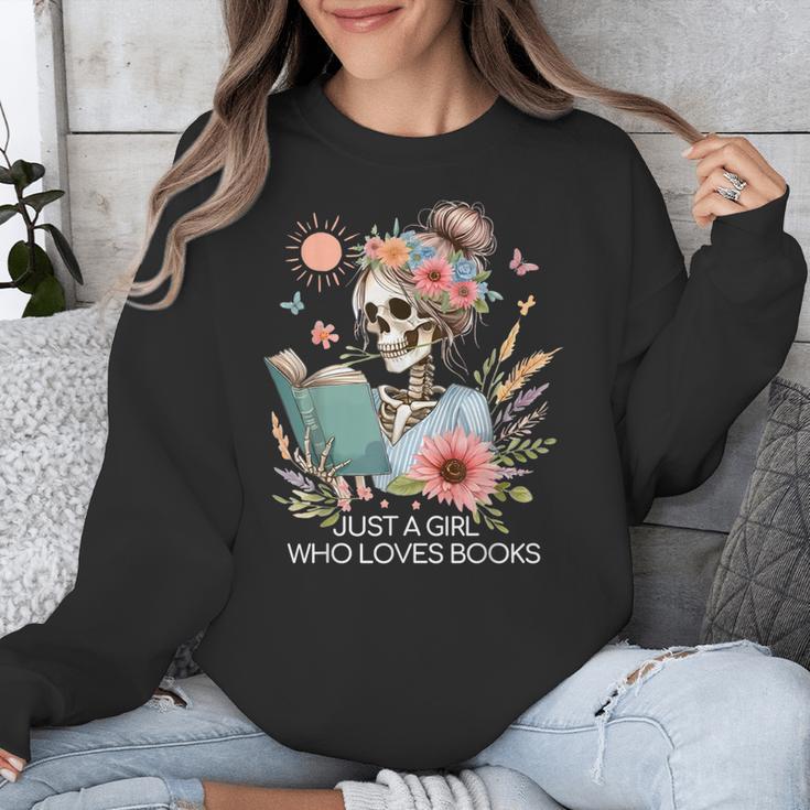 Just A Girl Who Loves Books Messy Bun Book Skeleton Bookworm Unisex Sweatshirt Just A Girl Who Loves Books Messy Bun Book Skeleton Bookworm Unisex Sweatshirt