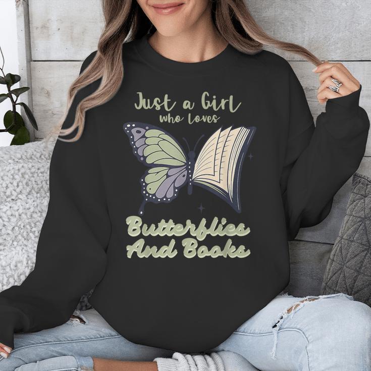 Just a Girl Who Loves Butterflies And Books Butterfly Unisex Sweatshirt Just a Girl Who Loves Butterflies And Books Butterfly Unisex Sweatshirt
