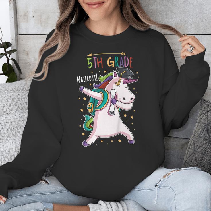 Kids Dabbing Unicorn Graduation 5th Grade Class Of 2019 Unisex Sweatshirt