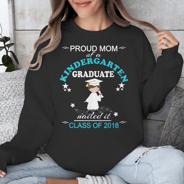Kindergarten Graduation Shirts 2018-Proud Mom Tee Unisex Sweatshirt