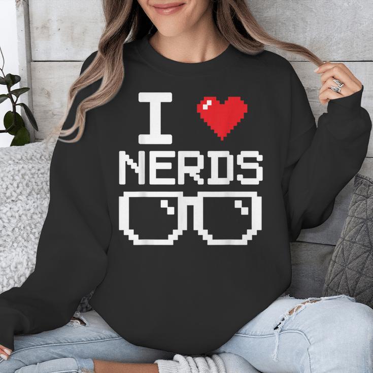 I Love Nerds I Heart Nerds For Science Book Knowledge Geeks Unisex Sweatshirt I Love Nerds I Heart Nerds For Science Book Knowledge Geeks Unisex Sweatshirt