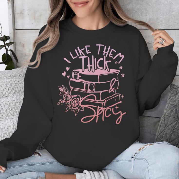 I Like Them Thick And Spicy Booktok Reader Unisex Sweatshirt