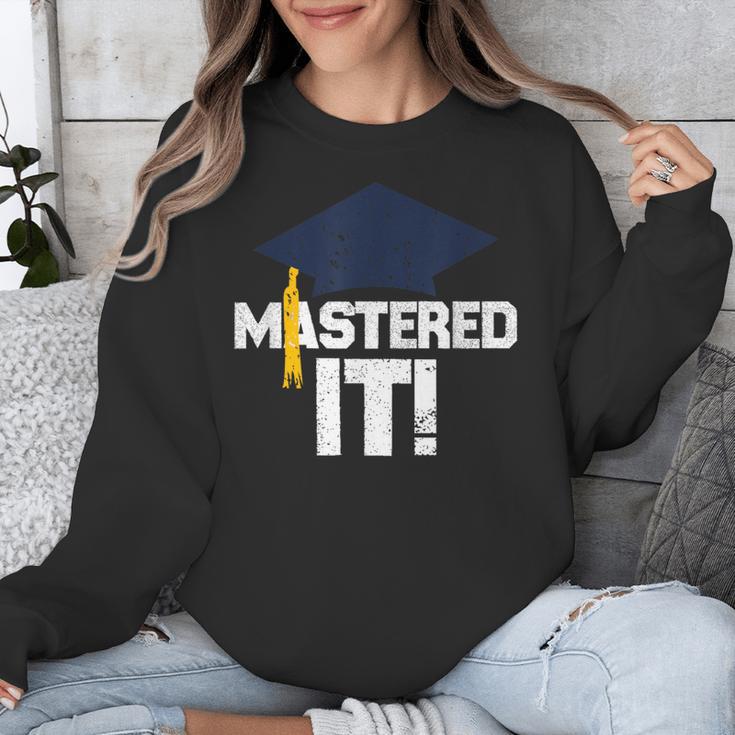 Mastered ItShirt Graduation Men Graduate Unisex Sweatshirt