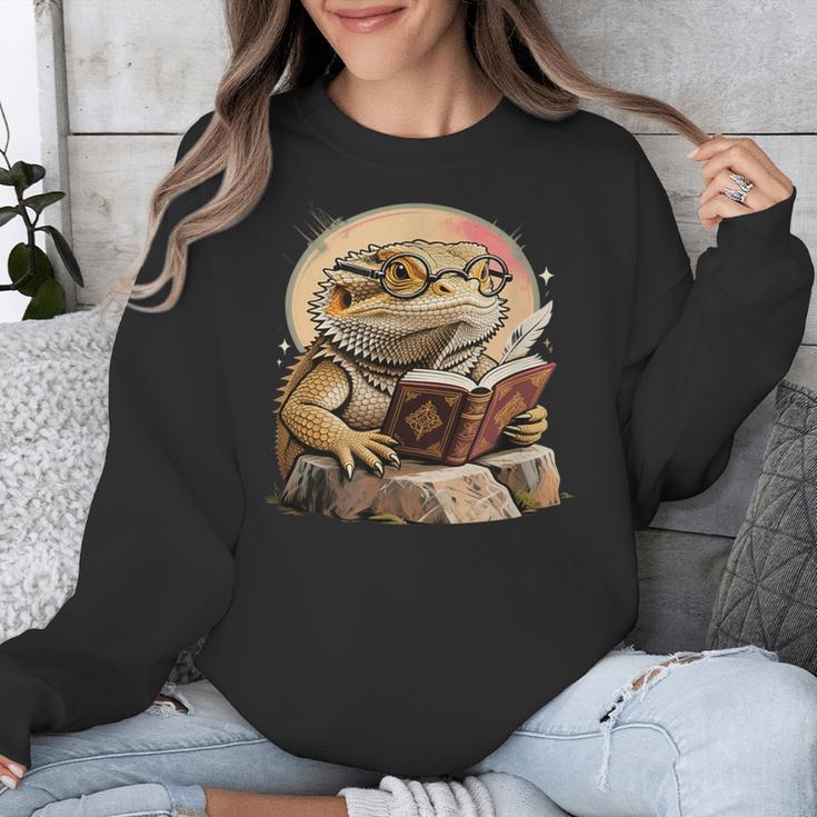 Nerdy Bearded Dragon Glasses Book Reading Unisex Sweatshirt