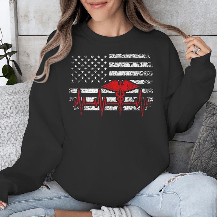 Nurse 2018 American Flag Tee Nursing School Graduation Unisex Sweatshirt