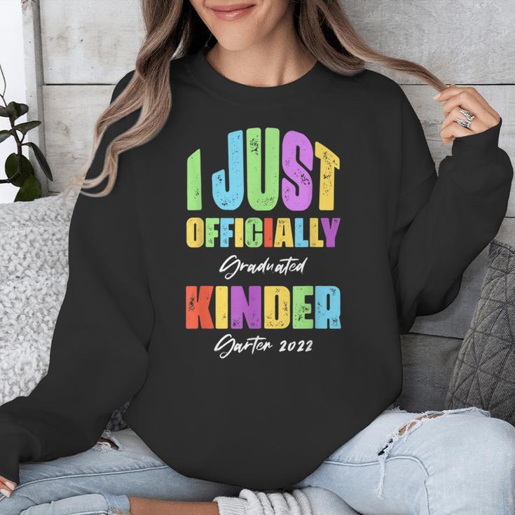 I Officially Graduated Kindergarten Graduation Class Of 2022 Unisex Sweatshirt
