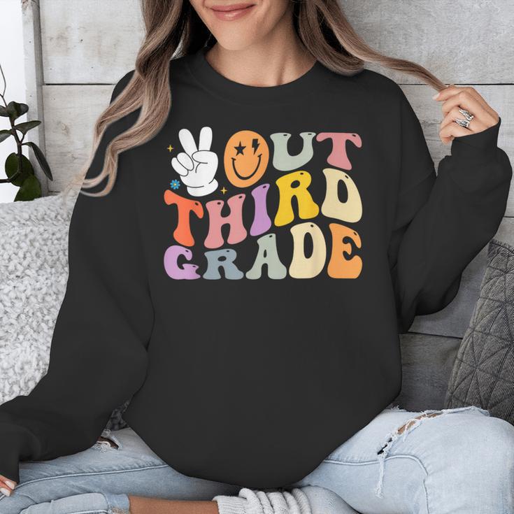 Peace Out Third 3rd Grade Graduation Graduate Class Of 2025 Unisex Sweatshirt