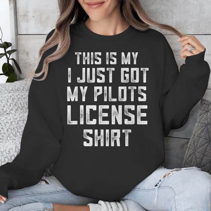 Pilots License In Training Future Flight School Graduation Unisex Sweatshirt