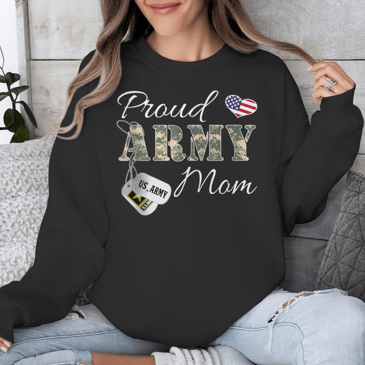 Proud Army Mom Army Graduation Military Mom T-Shirt Unisex Sweatshirt