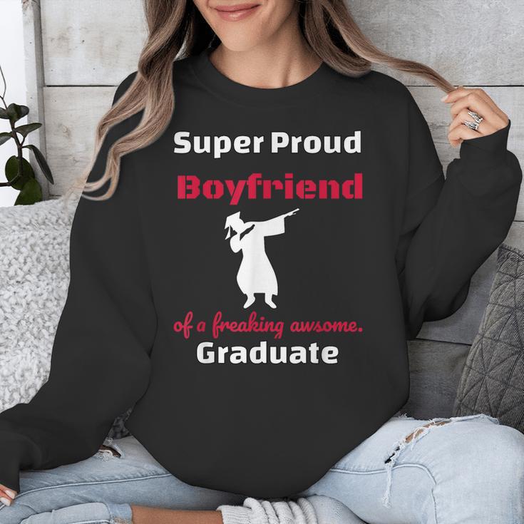 Proud Boyfriend Of 2018 Graduate Dabbing Graduation Unisex Sweatshirt